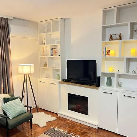 Ogledalce, 51m2, Potpuno Opremljeno, Smestaj Daire Kruševac