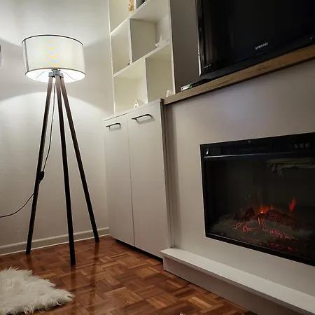 Ogledalce, 51m2, Potpuno Opremljeno, Smestaj Apartmán *