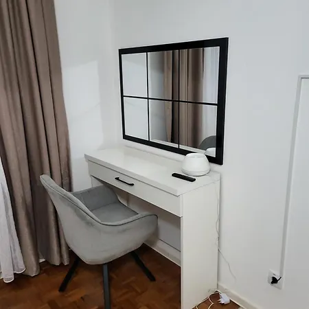 Daire Ogledalce, 51m2, Potpuno Opremljeno, Smestaj