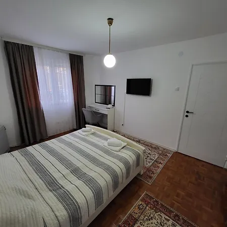 Ogledalce, 51m2, Potpuno Opremljeno, Smestaj Apartmán *