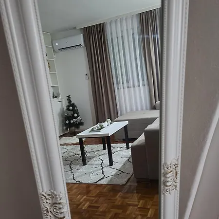 Ogledalce, 51m2, Potpuno Opremljeno, Smestaj