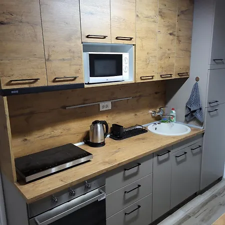 Ogledalce, 51m2, Potpuno Opremljeno, Smestaj Kruševac