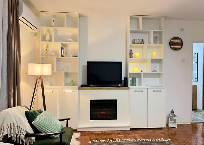 Ogledalce, 51m2, Potpuno Opremljeno, Smestaj *