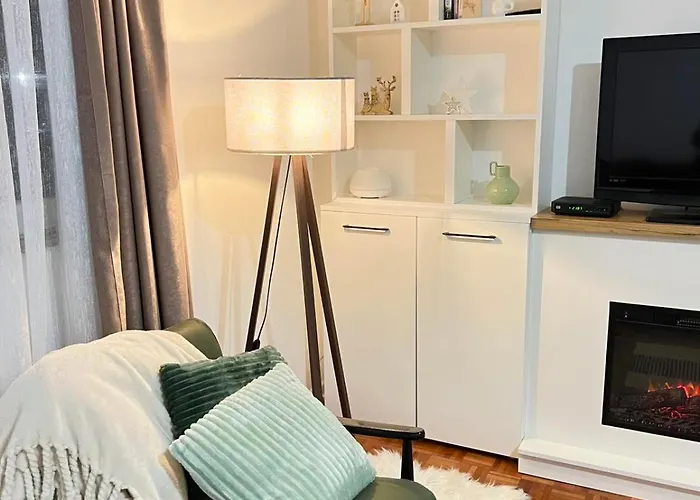 Ogledalce, 51m2, Potpuno Opremljeno, Smestaj 公寓 *