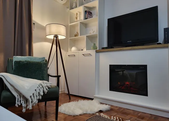 Ogledalce, 51m2, Potpuno Opremljeno, Smestaj *