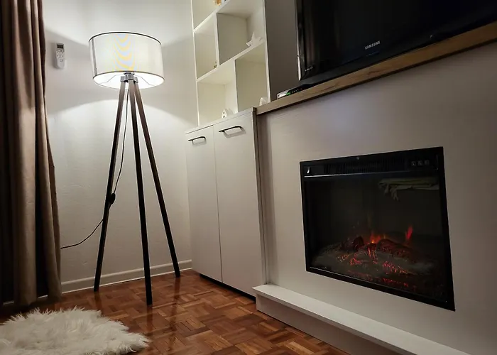 Ogledalce, 51m2, Potpuno Opremljeno, Smestaj 公寓 *