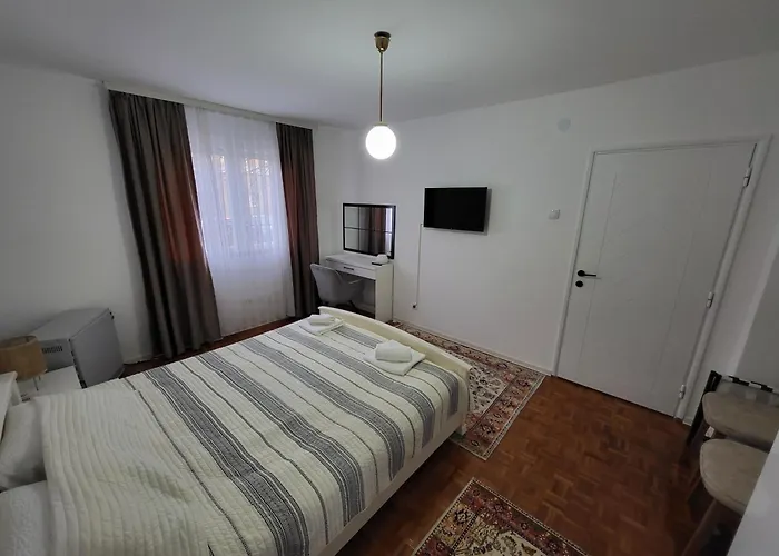 Ogledalce, 51m2, Potpuno Opremljeno, Smestaj 公寓 *