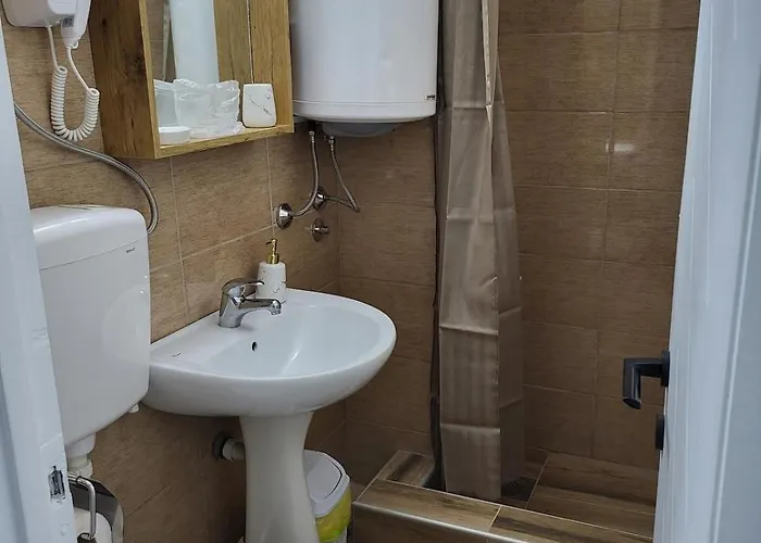 公寓 Ogledalce, 51m2, Potpuno Opremljeno, Smestaj Kruševac