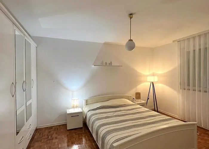 Ogledalce, 51m2, Potpuno Opremljeno, Smestaj Kruševac